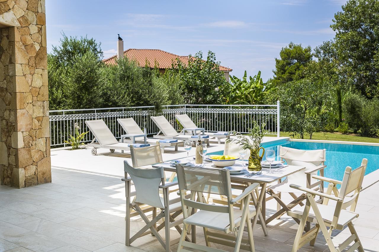 Afrodite Luxury Villa Svoronata Exterior photo
